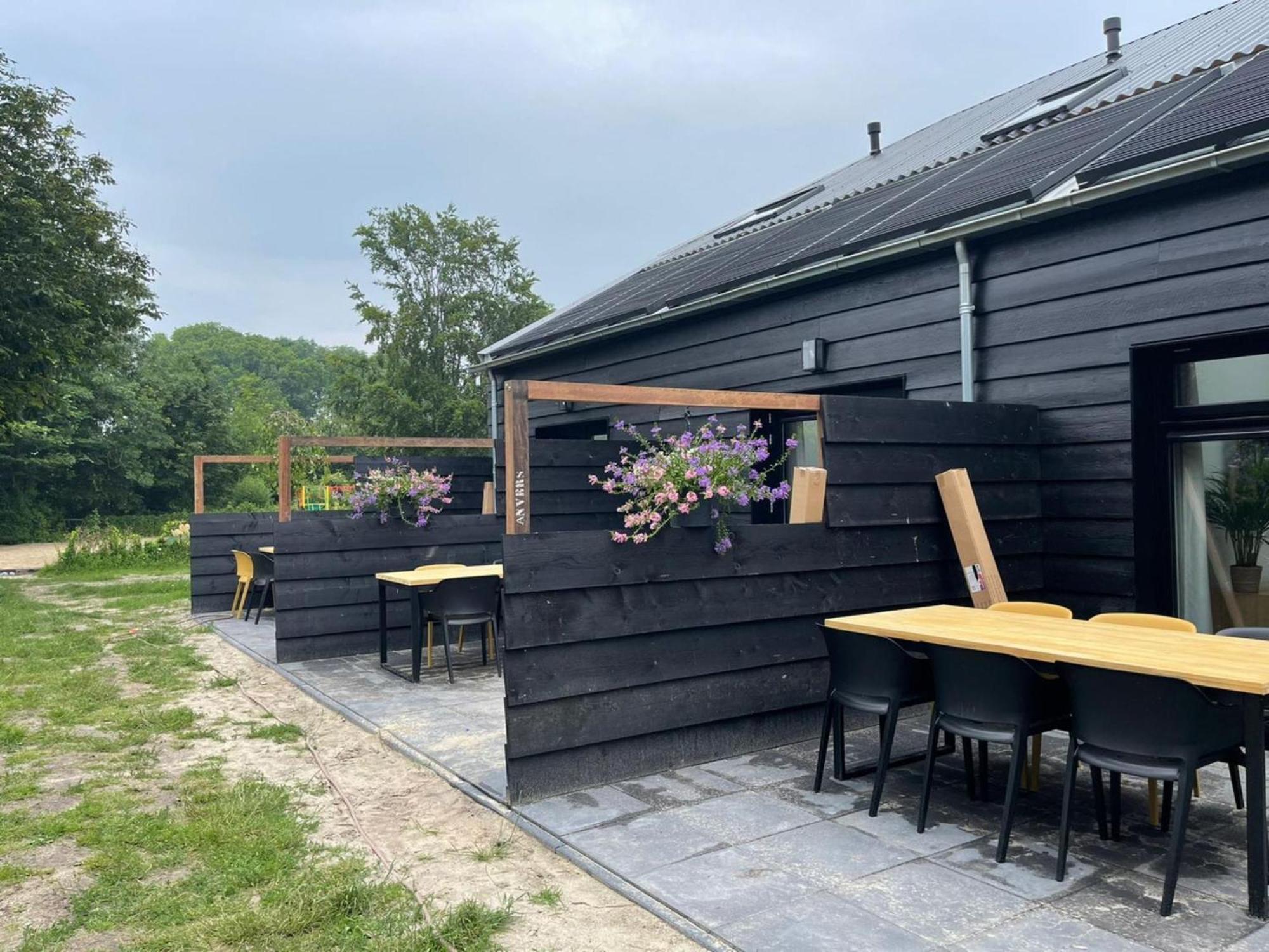 Cozy Holiday Home In Vrouwenpolder Close To The Beach Exterior photo